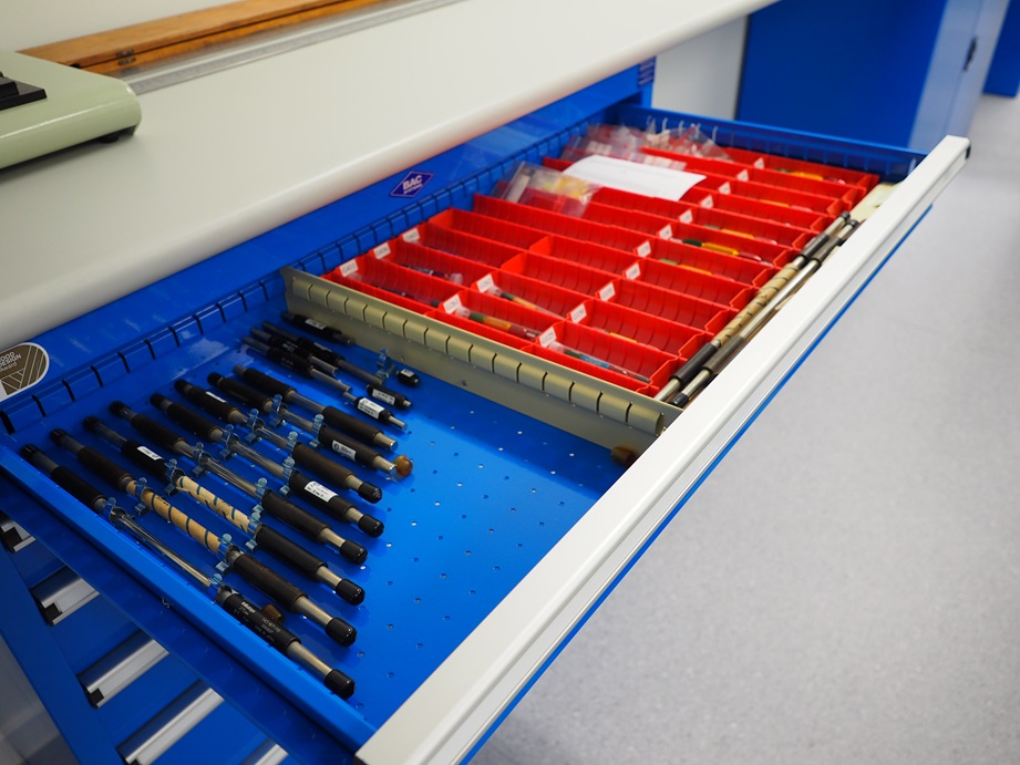 A BAC Drawer with Tool Clips and Plastic Groove Trays