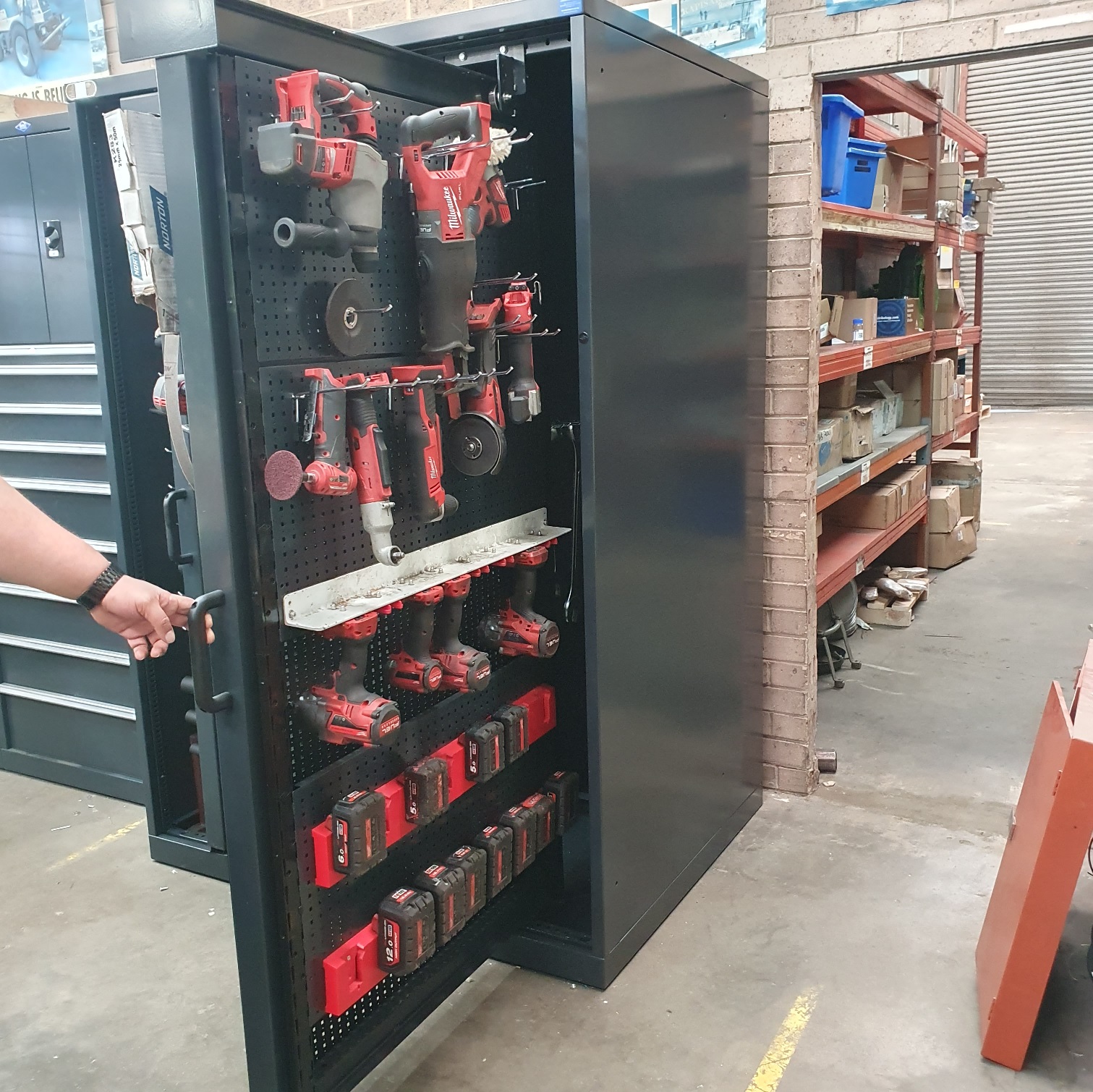 BAC Vertical Panel Drawers - Power Tools